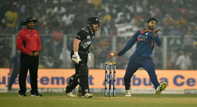 3 भारतीय खिलाड़ी जिन्होंने टेस्ट और वनडे दोनों ही फॉर्मेट में दोहरा शतक लगाया है