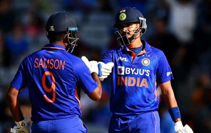 IND vs AUS ODI: चोटिल अय्यर की जगह वनडे सीरीज के लिए सैमसन को मिल सकता है मौका, अहमदाबाद में चयन समिति की बैठक