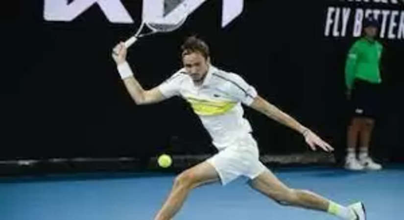 ATP Rankings, ऑस्ट्रेलियन ओपन में हार के बावजूद, नोवाक जोकोविच एटीपी रैंकिंग में शीर्ष पर, डेनियल मेदवेदेव बंद, राफेल नडाल शीर्ष 5 में वापस