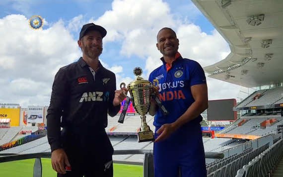 IND vs NZ : ODI ट्रॉफी का धवन-विलियमसन ने किया लांच, भारतीय कप्तान ने कहा- ‘विश्व कप में जगह बनाने का शानदार मौका’