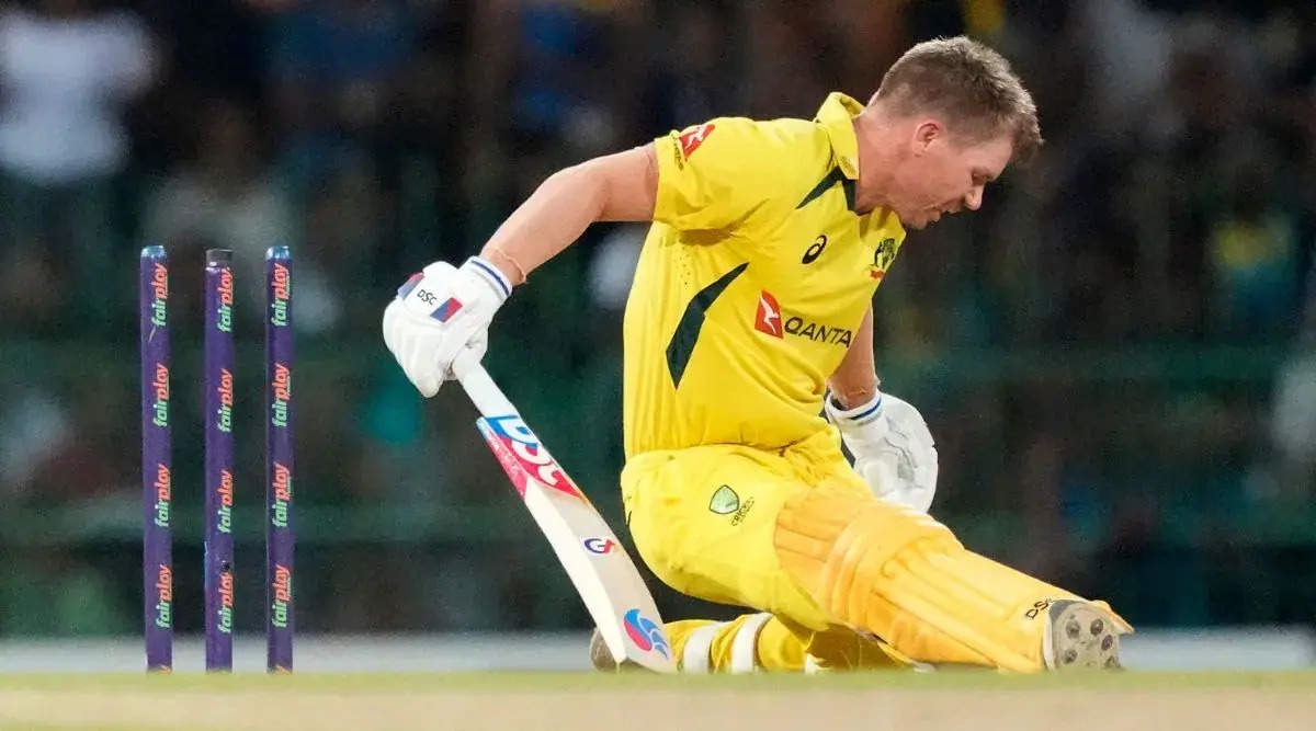 IND vs AUS 1st ODI: पहले वनडे से पूर्व ऑस्ट्रेलिया टीम की बढ़ी टेंशन, डेविड वार्नर ​के खेलने पर संशय, जानें वजह