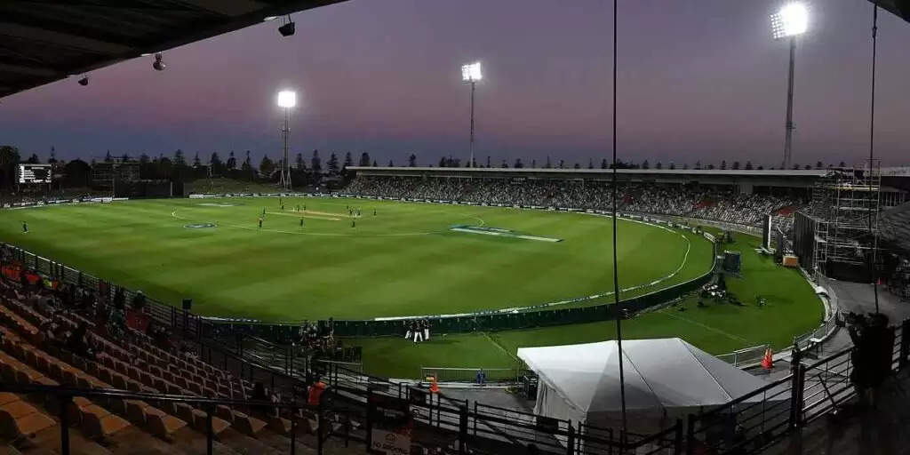 IND vs NZ: Hardik Pandya के सीरीज जीतने के अरमानों पर बारिश फेर सकती है पानी? जानिए तीसरे T20 के मौसम और पिच का हाल