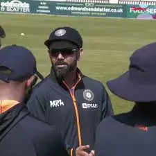 सिर्फ नाम के कप्तान हैं रोहित, इंग्लैंड में विराट कोहली की इशारों पर चल रही है टीम