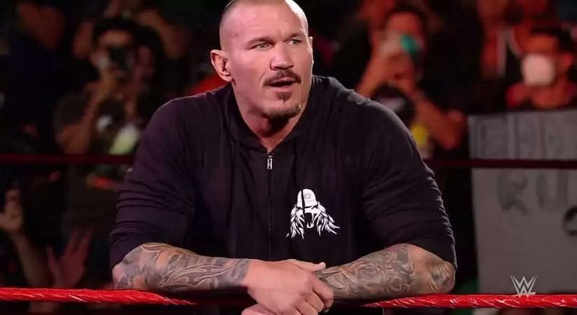 Survivor Series 2021 में 14 बार के वर्ल्ड चैंपियन रैंडी ऑर्टन ने WWE दिग्गज को पछाड़ कर ऐतिहासिक रिकॉर्ड अपने नाम किया