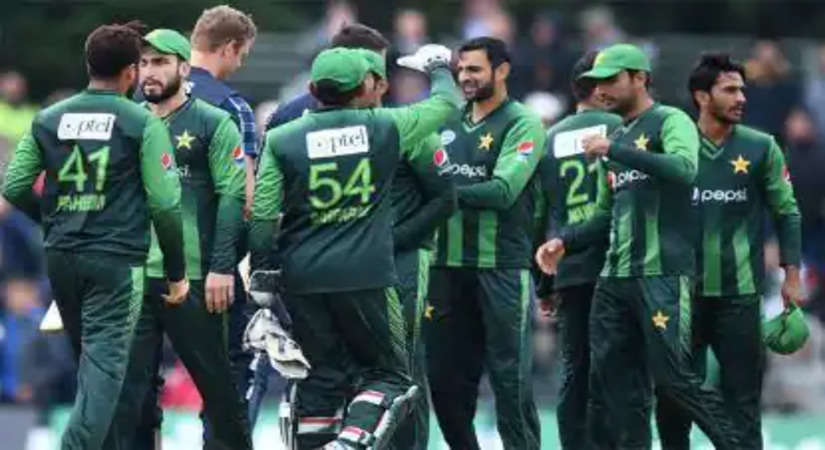 T20 World Cup 2021: पाकिस्तान की वर्ल्ड कप टीम में शोएब मलिक की एंट्री, जानिए किस खिलाड़ी की जगह स्क्वॉड में शामिल हुए