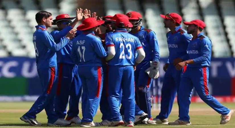 'चलो यार एक दूसरे के साथ क्रिकेट खेलते हैं', पाकिस्तान की मेजबानी करना चाहता है ये देश